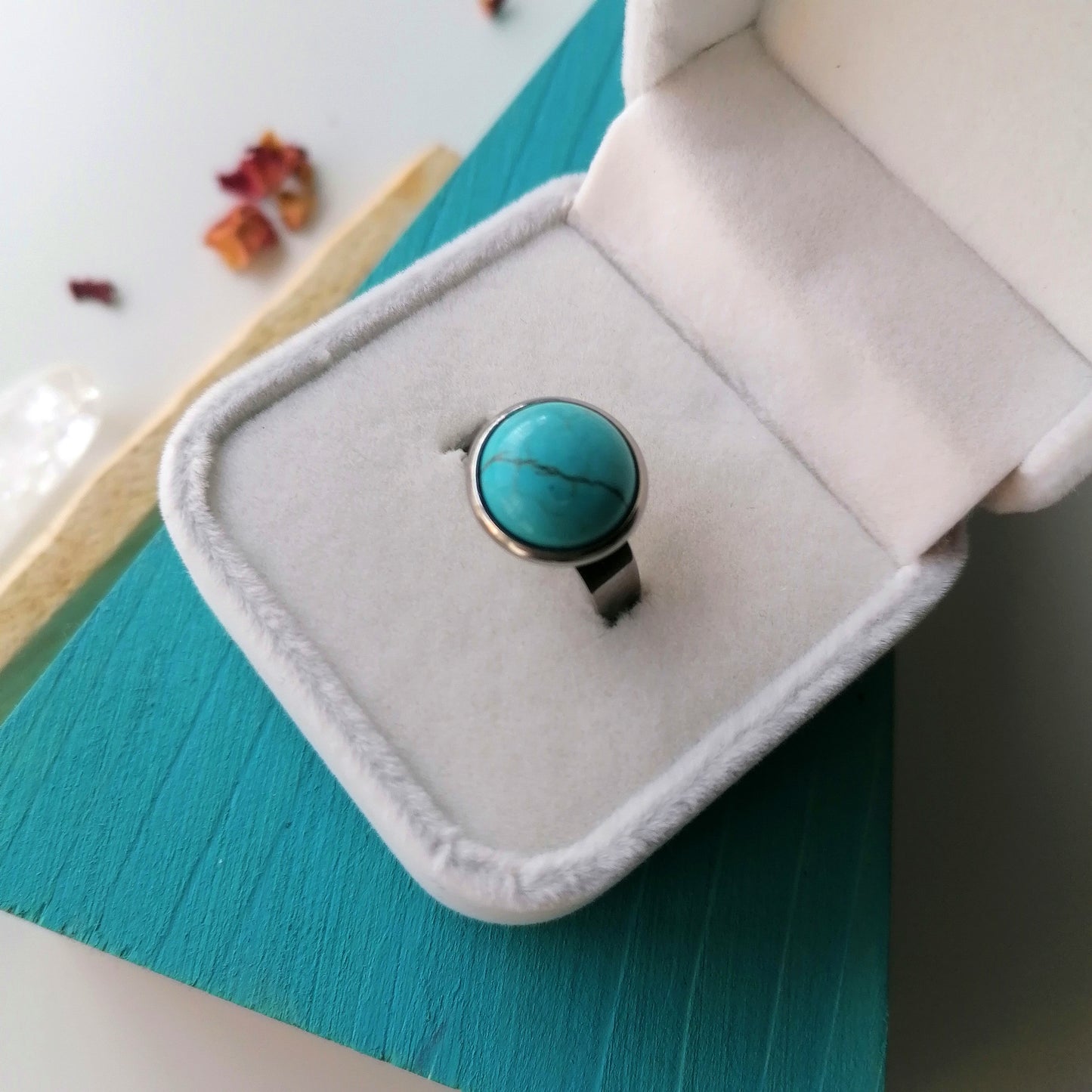 Magnesite Ring