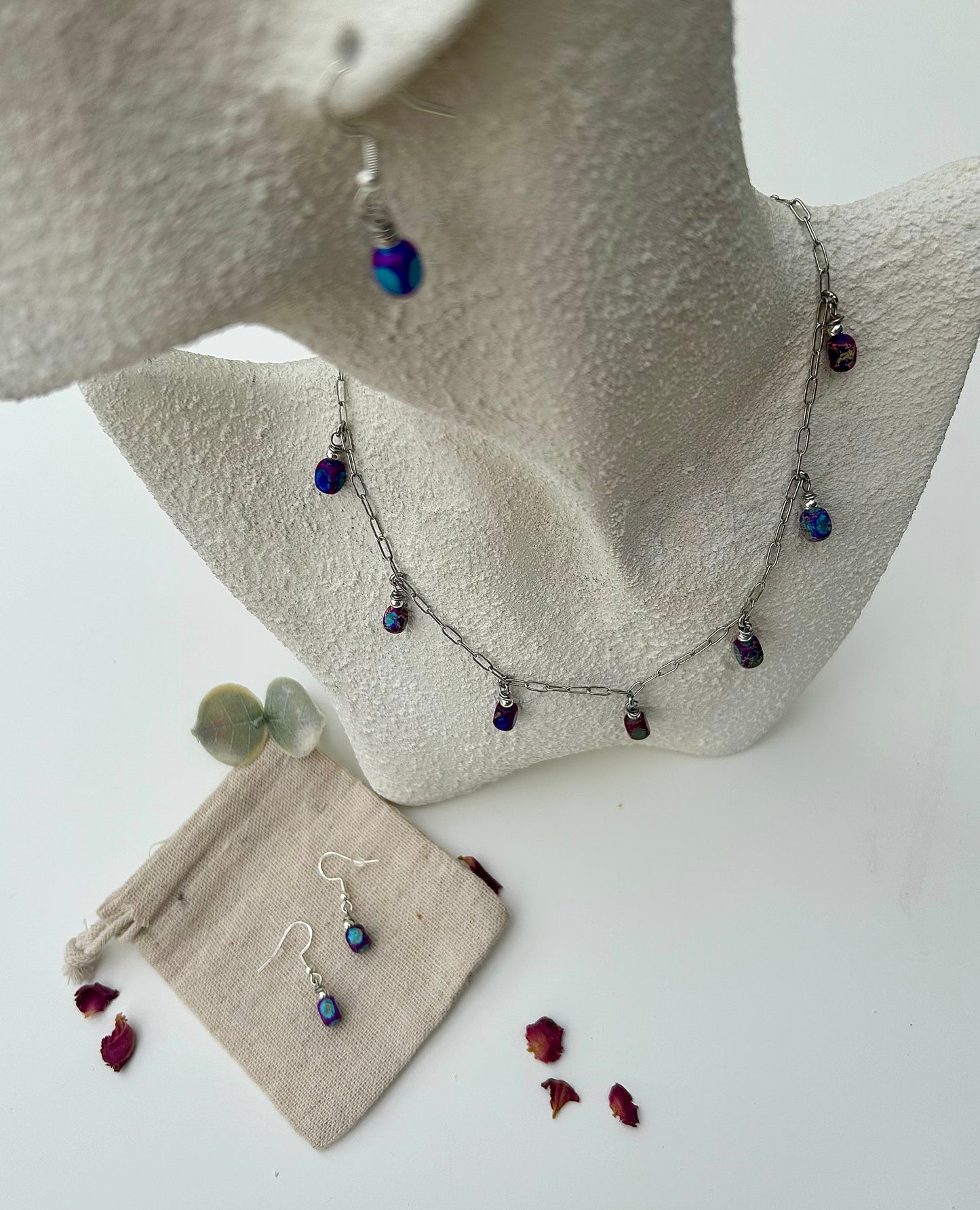 . The Elysian Necklace .